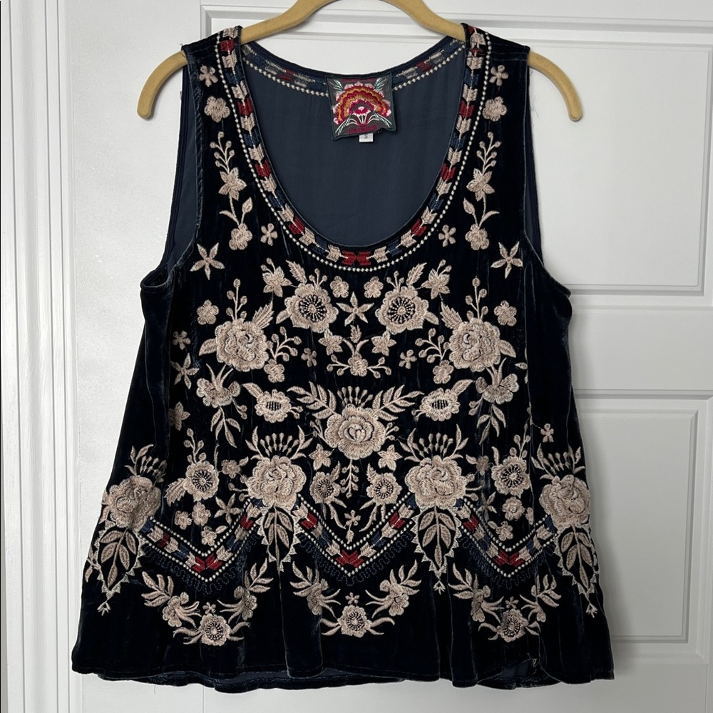 Johnny Was Embroidered Velvet Sleeveless Top -  Navy with Cream Floral Size S